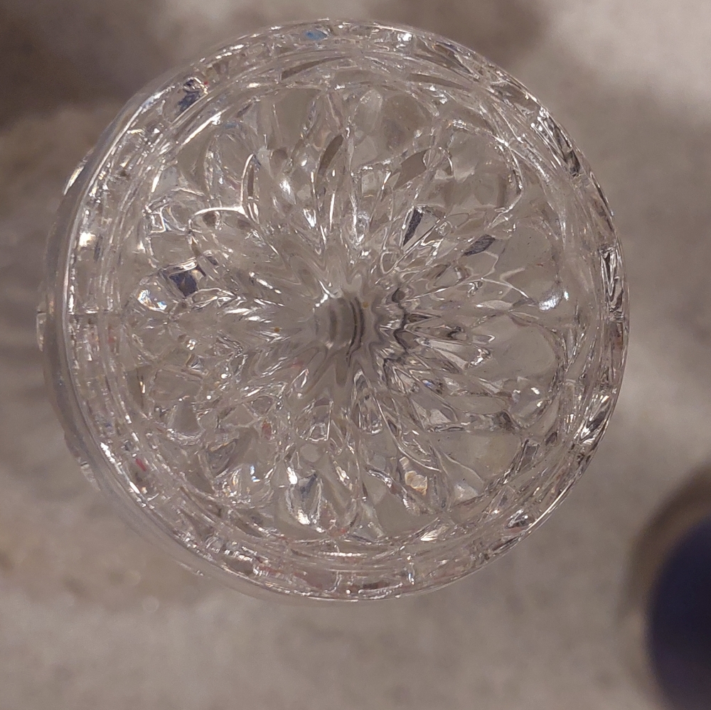 Glass Port bottle. In good condition 24.5cm high x 14cm wide - Picture 3 of 4